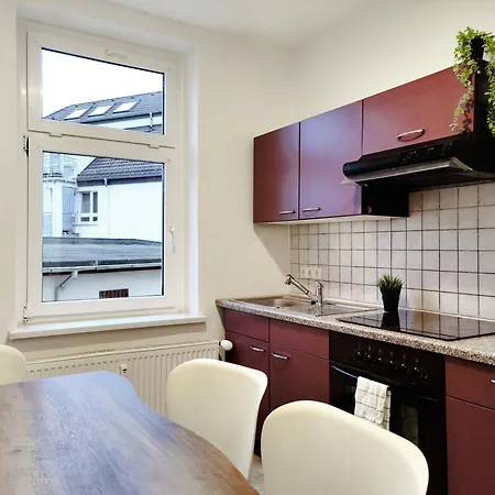 Apartment Stilvolles In Zwischen Flughafen, Messe, Porsche Und Bmw *