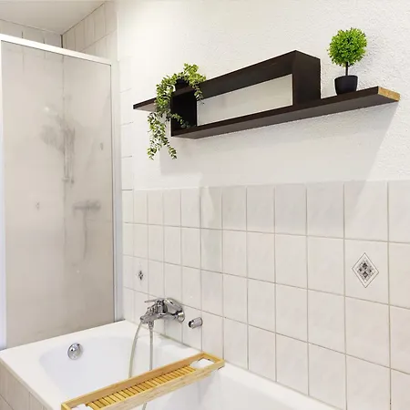 Apartament Stilvolles In Zwischen Flughafen, Messe, Porsche Und Bmw Lipsk