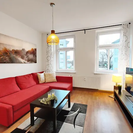 Stilvolles In Zwischen Flughafen, Messe, Porsche Und Bmw Apartamento