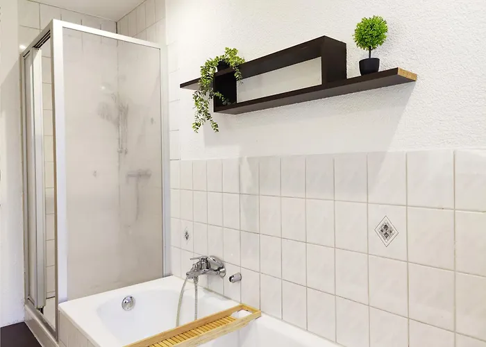 Appartement Stilvolles In Zwischen Flughafen, Messe, Porsche Und Bmw Leipzig